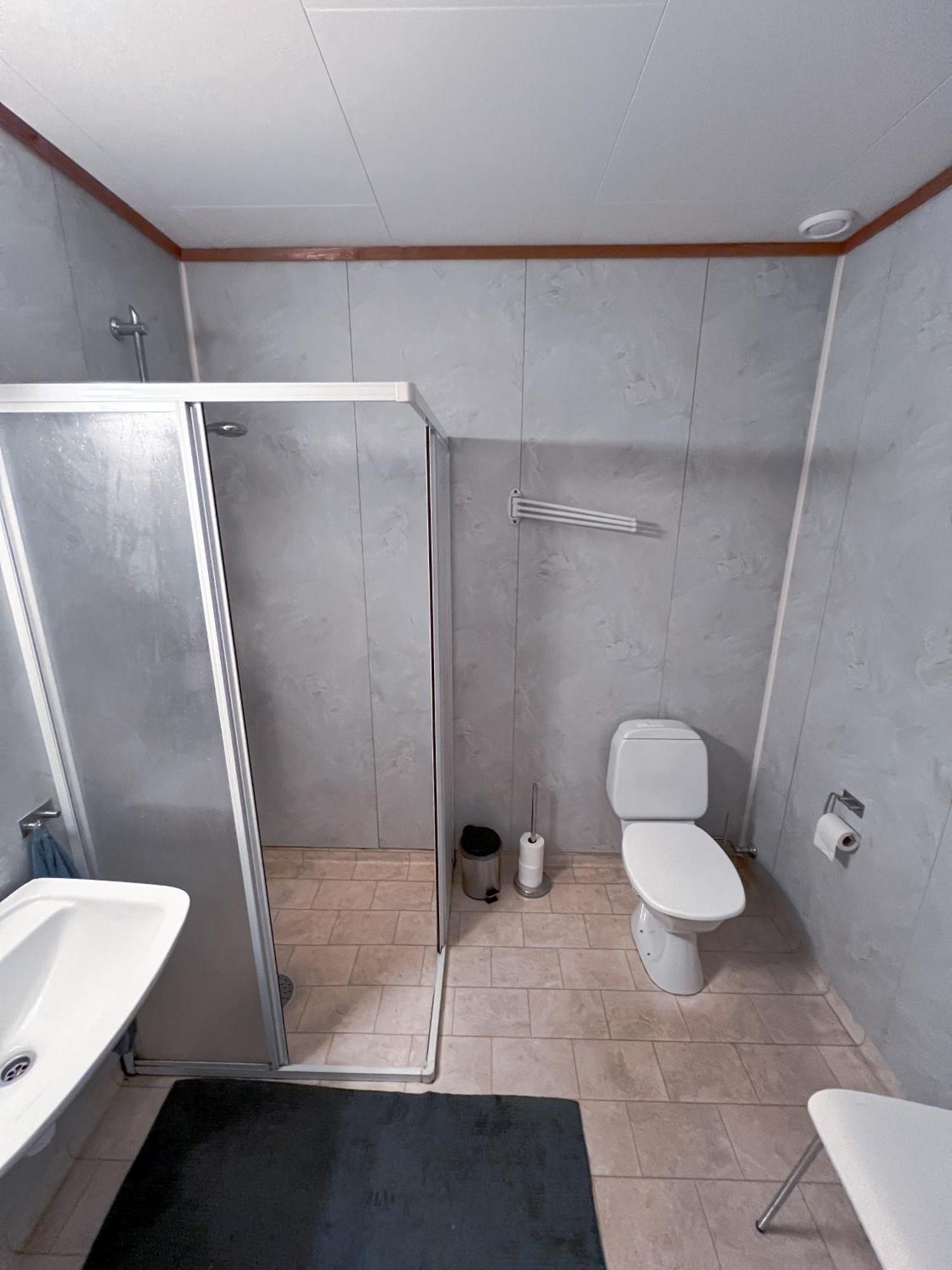 Hotel Privat Rom I Leilighet Sogndal Esterno foto